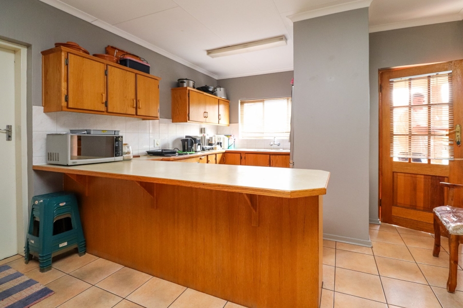 3 Bedroom Property for Sale in Flamwood North West